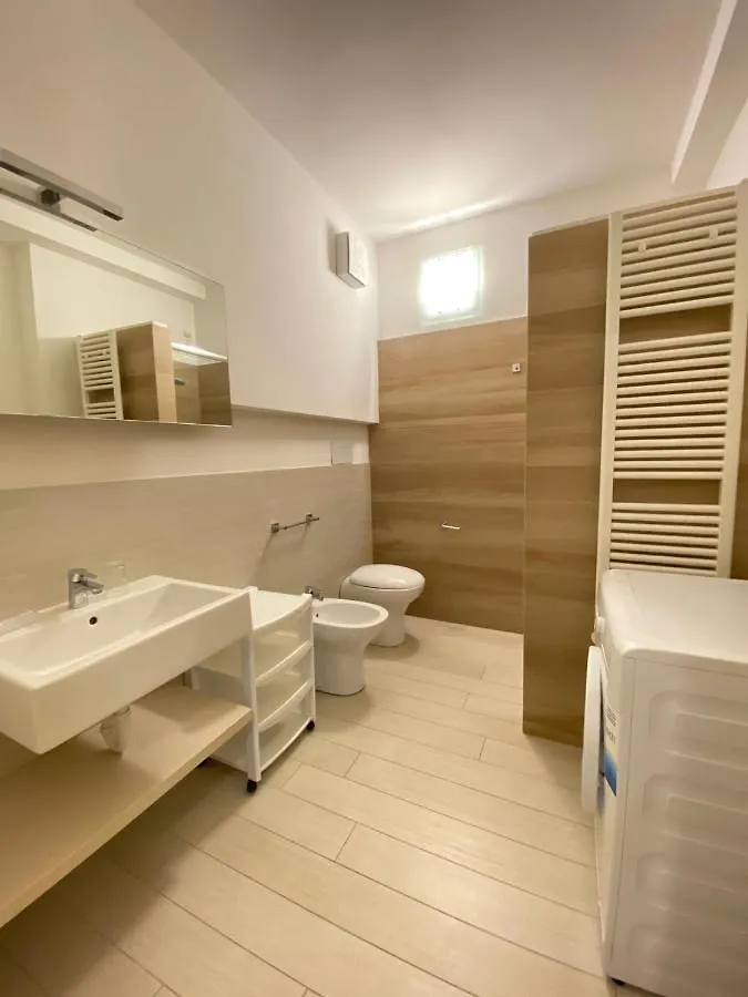 Piano Terra Con Corte Via Pilo - Abissinia Apartment Riccione