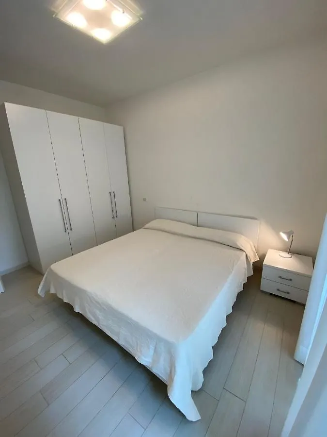 Piano Terra Con Corte Via Pilo - Abissinia Apartment Riccione 0*,