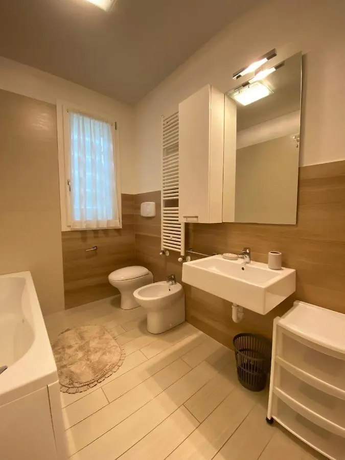 Piano Terra Con Corte Via Pilo - Abissinia Apartment Riccione